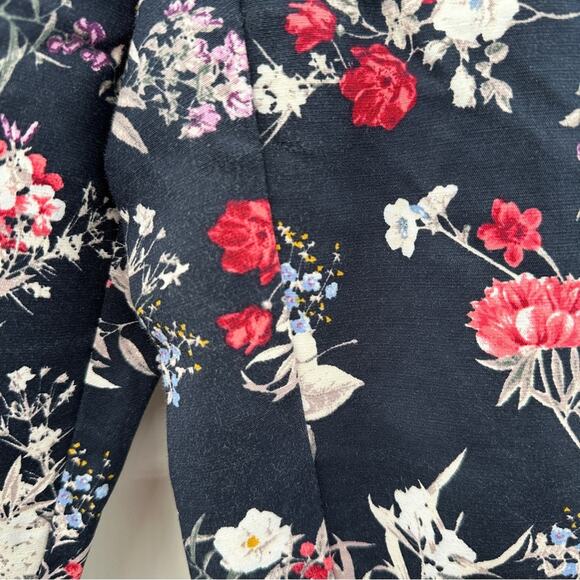 Lane Bryant The Allie Navy Blue Multicolor Floral Ruffle Cropped Pants Sz 14 - Picture 8 of 13